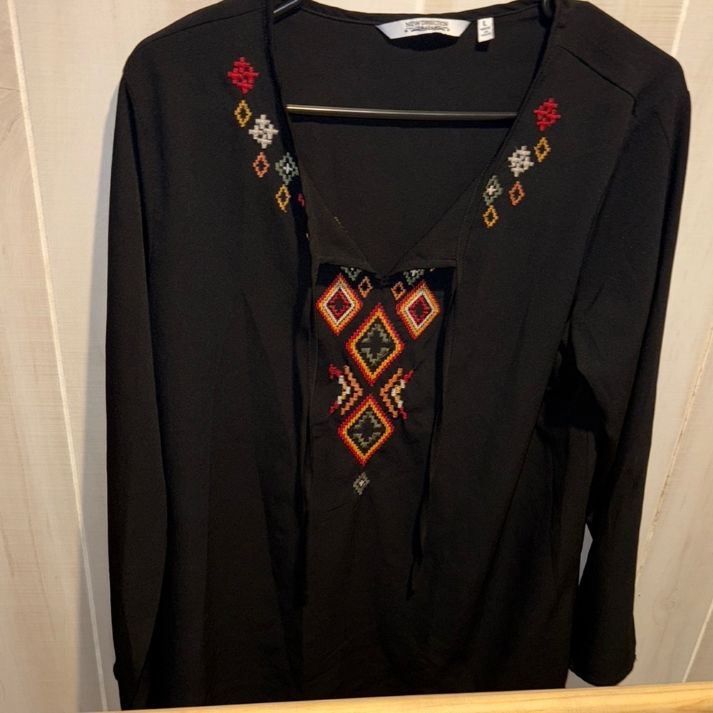 New Directions Black Embroidered 3/4 Sleeve Blouse
